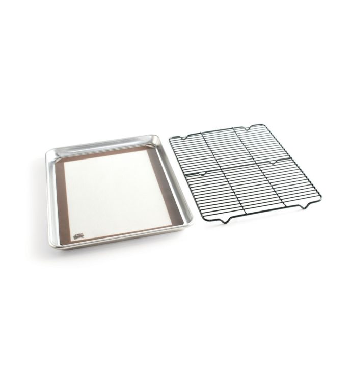 Nordic Ware 43130 3 Piece Natural Aluminum Commercial Cookie Baking Set, Silver