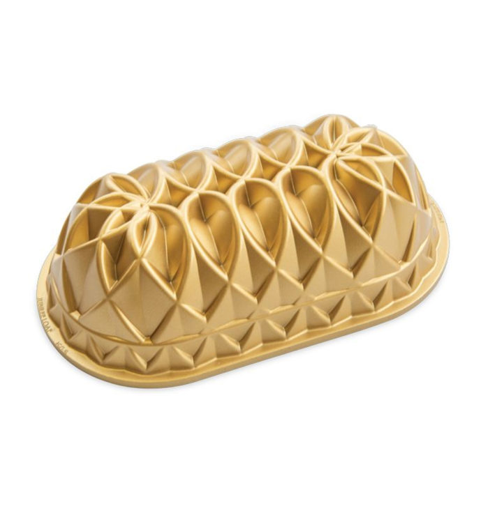 Nordic Ware 82677 Jubilee Cast Loaf Pan, 6 Cup Capacity, Gold Nordic Ware 82677 Jubilee Cast Loaf Pan, 6 Cup Capacity, Gold