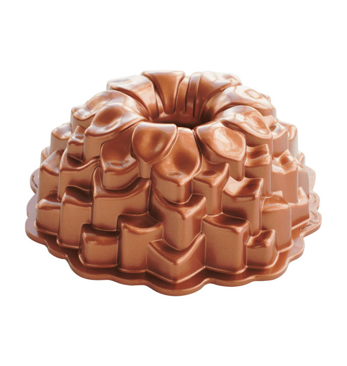 Nordic Ware 87537 Blossom Bundt Pan Nordic Ware 87537 Blossom Bundt Pan